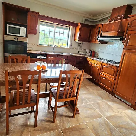 Vakantiehuis Casa Da Avo Judite Com Vista O Castelo De