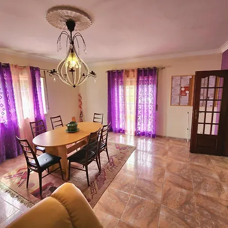 Casa Da Avo Judite Com Vista O Castelo De Holiday home