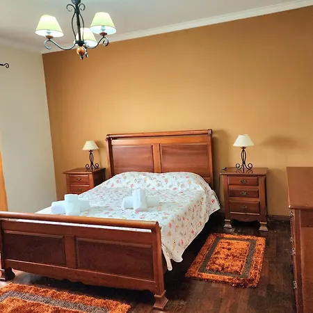 Casa Da Avo Judite Com Vista O Castelo De Дом отдыха